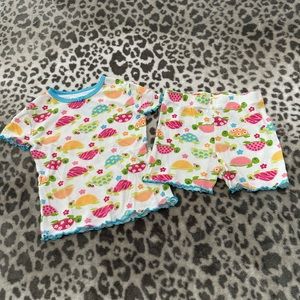 The Children’s Place Turtle Graphic Shorts Pajamas in Pink Size 24 Months